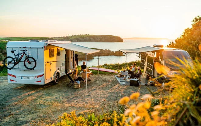 Camping Outdoor bei SELZAM AG